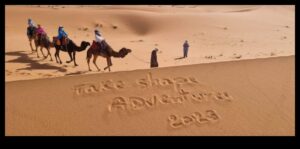 Desert Fitness: Exerciții în aer liber în frumusețea ținuturilor aride
