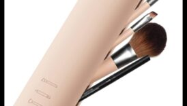 Suporturi pentru perii de călătorie de bricolaj: Soluții compacte și eficiente pentru frumusețea în mișcare